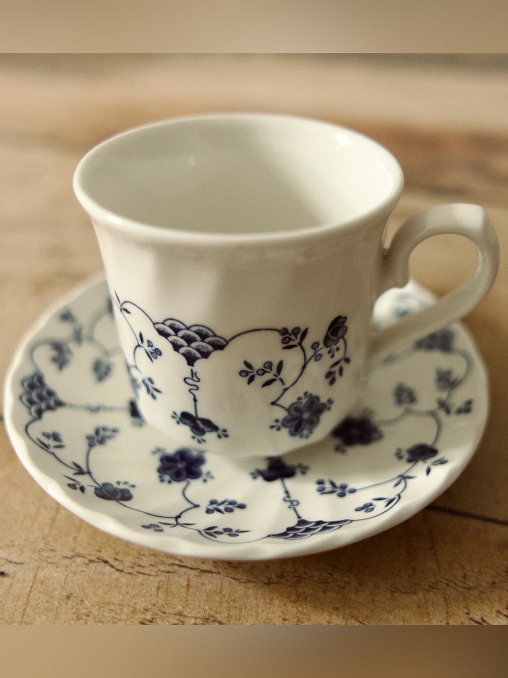 Churchill Staffordshire England Cup & Saucer